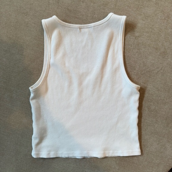 Z Supply Rib Tanks - Picture 3 of 10